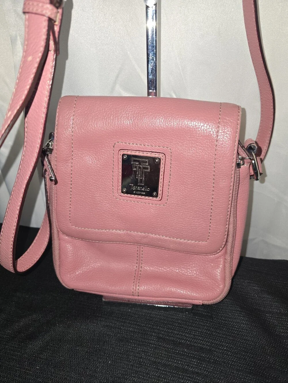 TIGNANELLO RARE GENUINE Pink Leather 3 DIVIDER Crossbody Bag